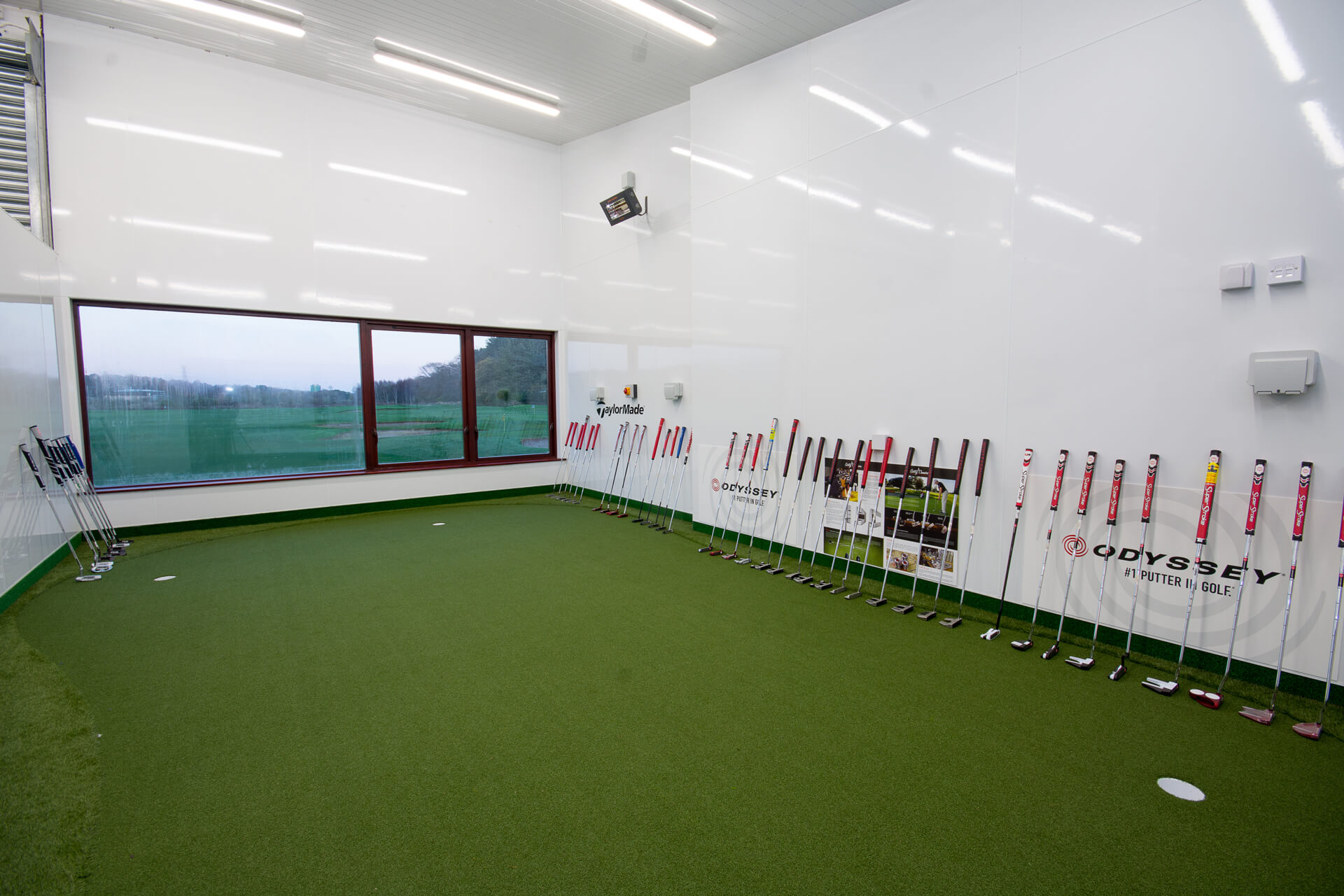 CUSTOM FITTING Paul Lawrie Golf Centre